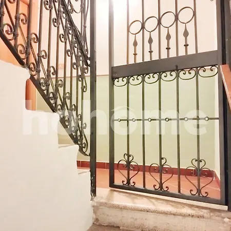 In Centro Storico Codice G8 *